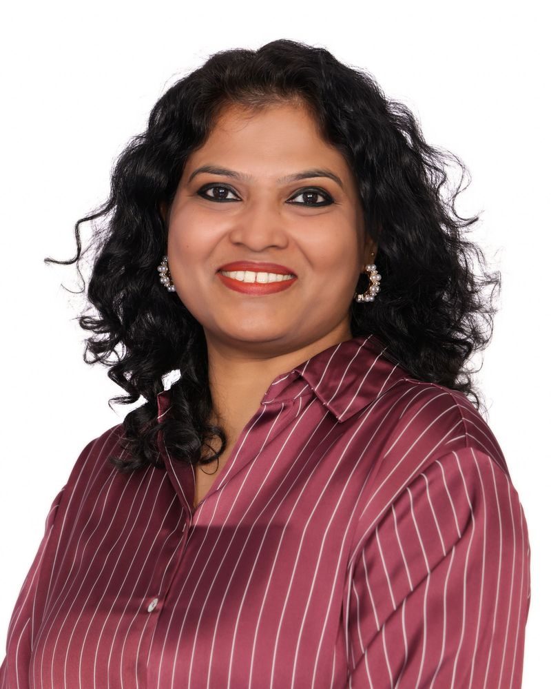 Head of KS3 | Ms Shinija Suseelan